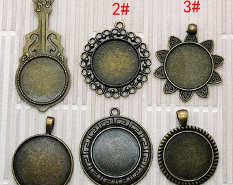 Bronze Tone Cabochon Pendant Tray, Flower Bezel Charm Findings