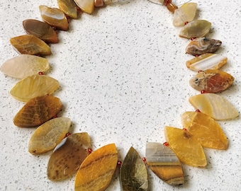 Orange Agate leaf Agate nugget stone bead, Agate Gemstone Beads,Nugget Agate Gemstone Beads loose strands