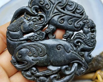鳳凰鳥翡翠ペンダント：彫刻された宝石のお守り - Etsy 日本