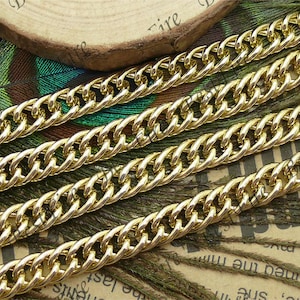 5 ft of Shiny Twist Double O  Light Gold  Plated Metalic Aluminium Chunky Curb Chain --7x10mm  Aluminium chain