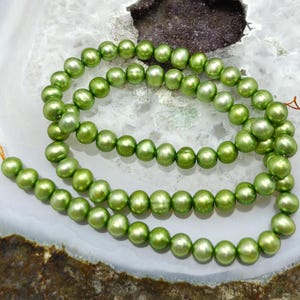 Full Strand green Freshwater Pearls, Nearly Round Loose Pearls, Vibrantly Colored Pearls, Pearl Necklace Supplies