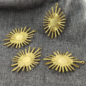 Raw Brass Sun Charms - Raw Brass Brass Sun Radial Earring Components,Sun Charm Filigree Findings,Earring Findings - Jewelry Supplies
