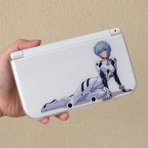 Funda rígida personalizada Evangelion Rei Ayanami Cosmic para Nintendo New 3DS XL, también compatible con toda la gama de tamaños, incluyendo la NDSI.