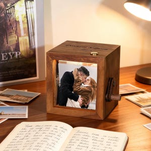 Personalized Photo Flipbook Animation Box,Custom wooden Photo Book with Light,Custom Crank Photobox Picture Box,Creative Anniversary gifts
