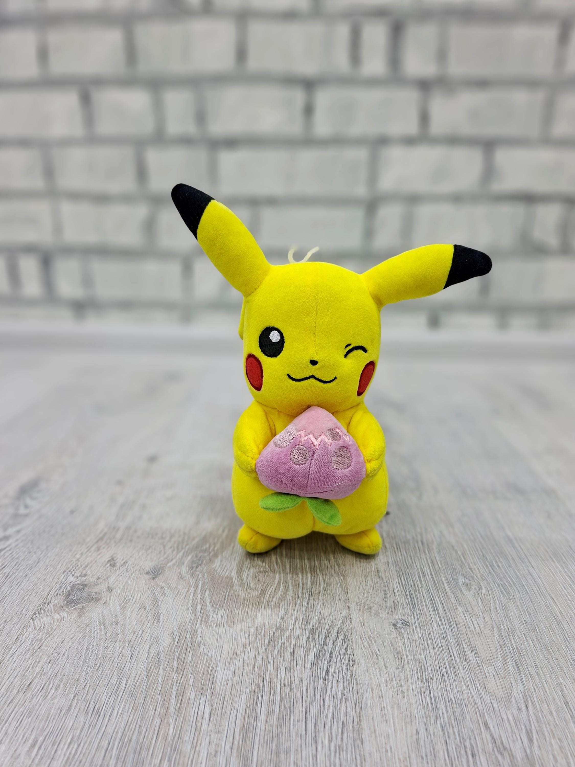 Pikachu vintage plush - Etsy 日本