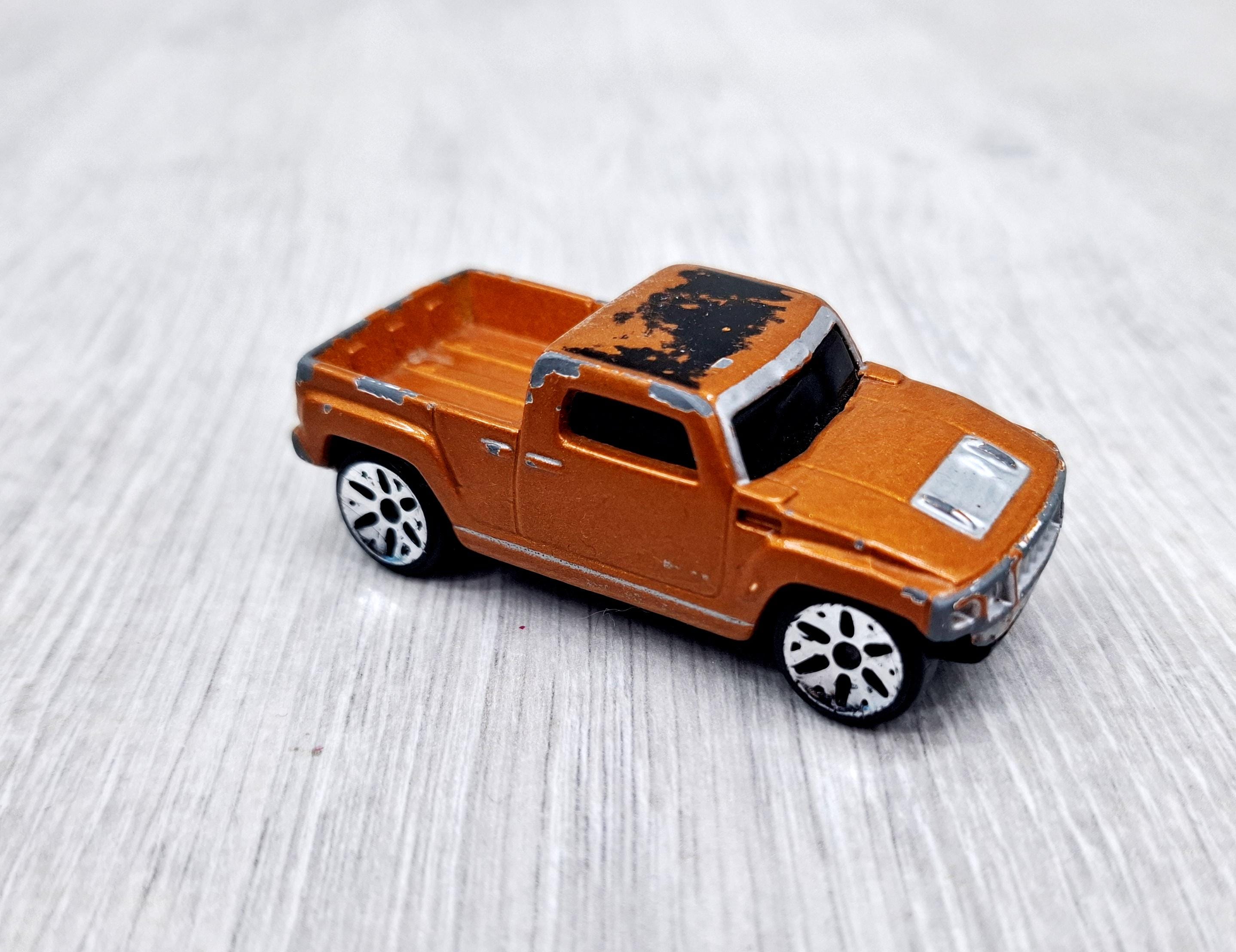 2004 Maistro Hummer H3T Metalic Car Toy Vintage Kids Gift