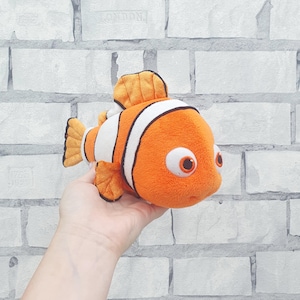 Vintage interactive musical  Finding Nemo Plush toys Vintage 9.5&quot; Walt Disney collectible toy fish Plush toys kids Toy Baby toy