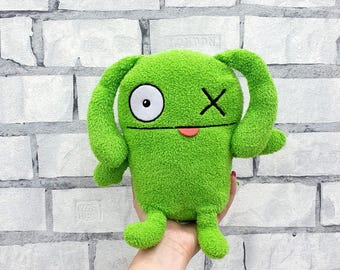 ぬいぐるみの牛 UGLYDOLL ネオンモンスター ぬいぐるみ 9インチ ヴィンテージ ソフトトイ コレクター向けおもちゃ 赤ちゃん 子供用 キッズおもちゃ