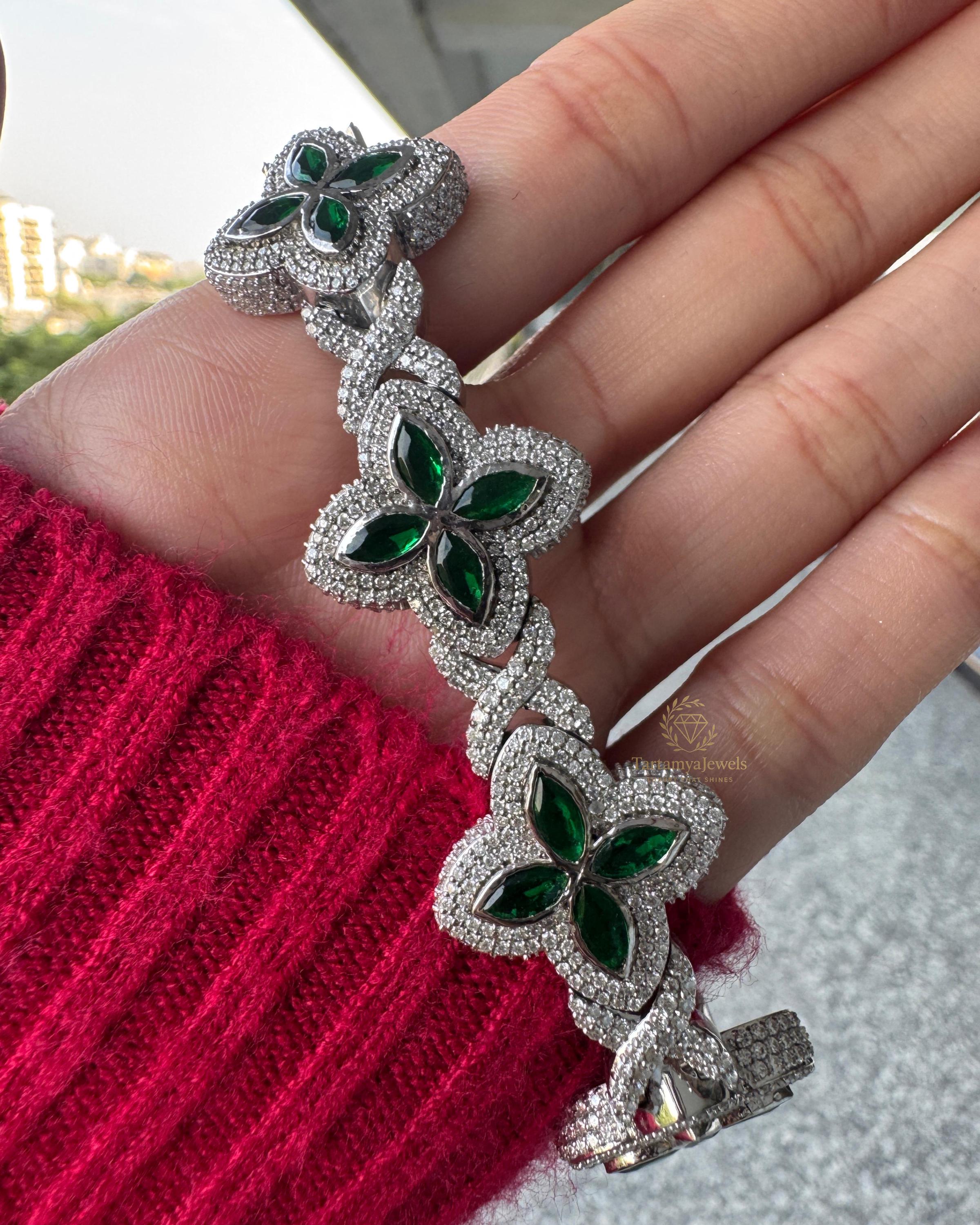 Infinity Link Green Moissanite Bracelet for Men | Iced Out Clover