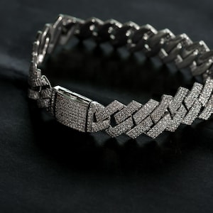 Luxury Cuban Link Bracelet – Bold Silver, Hip Hop Inspired Unisex Jewelry