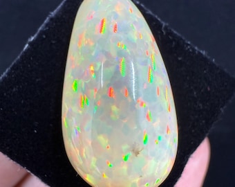Opale D'Éthiopie Naturelle – Blanche/Jaune/Multicolore – 2,91 Carats – P464.129t