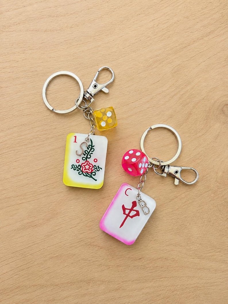 Personalized mahjong keychain