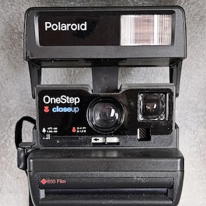 Appareil photo instantané Polaroid One Step Close up film 600