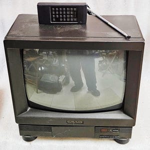 CRAIG Modell PC1340A FÄRG-TV med fjärrkontroll
