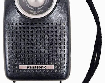 Panasonic Transistor Pocket Radio 1971 Black Model R-1052 AM 9 Volt Taiwan