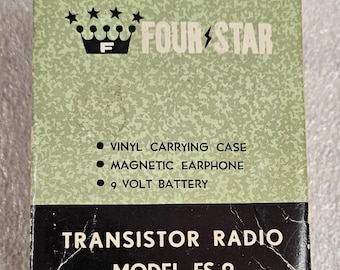 Rádio transistorizado vintage Four Star FS-9 na caixa original.