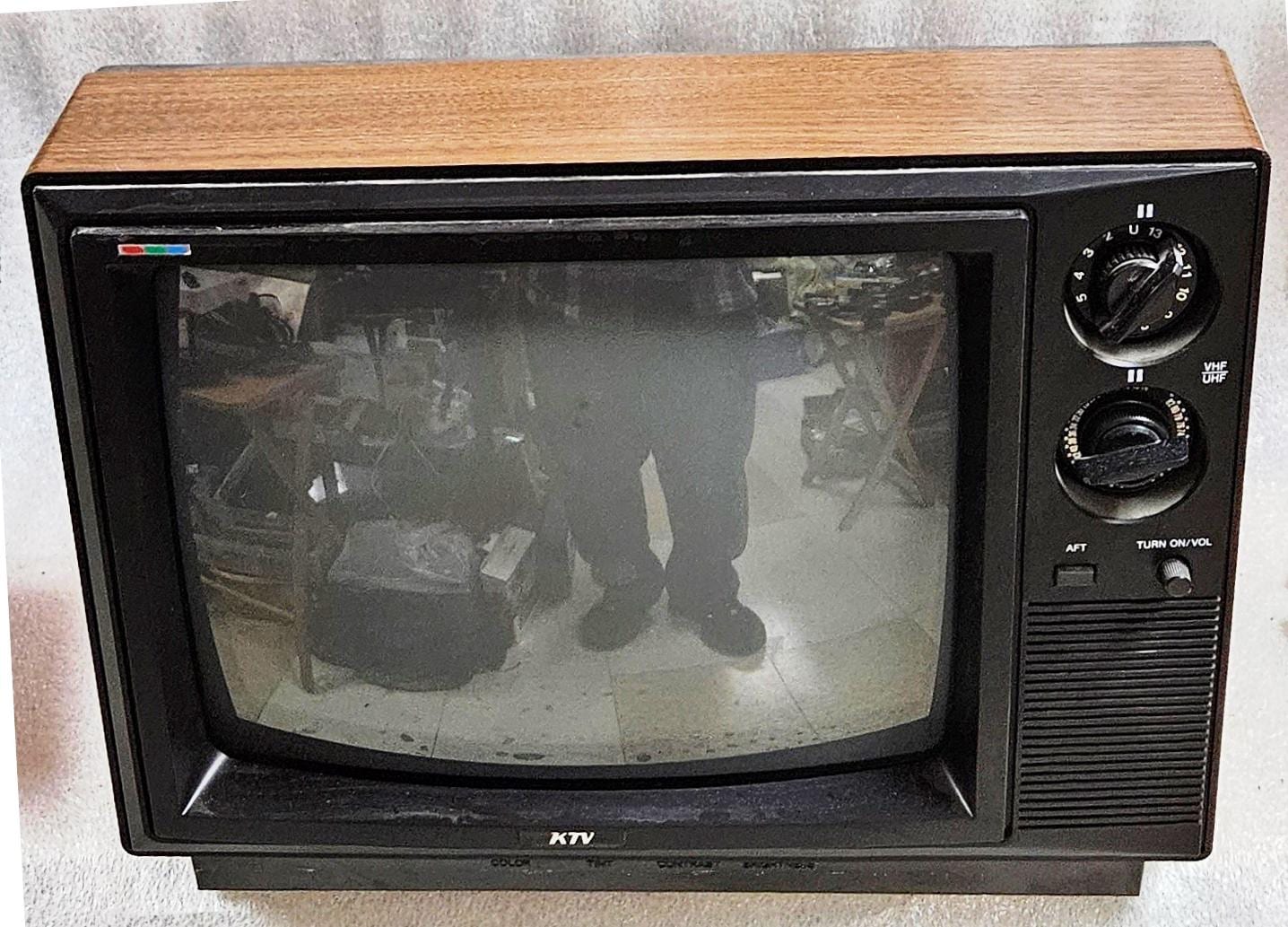 Portable tv - Etsy 日本
