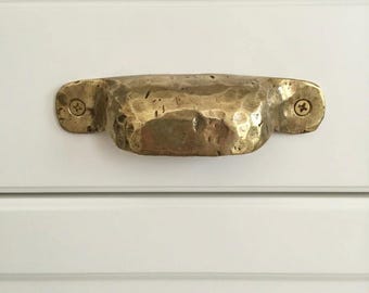 Tirador de latón para armario de cocina: tirador hecho a mano