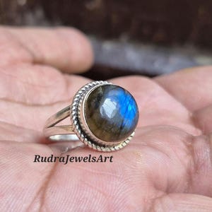 Blue Labradorite Ring, 925 Sterling Silver, Women Ring, Silver Ring, Labradorite Jewelry, Statement Ring, Blue Fire Labradorite Band Ring.