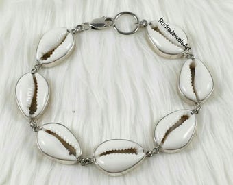 Cowrie Shell Bracelet, Natural Sea Shell Jewelry, Boho Beach Bracelet, 925 Sterling Silver Cowrie Shell Link Bracelet, Ocean Gift for Her