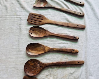 Juego de utensilios de cocina de madera de teca natural de 7 piezas Decorasia, cucharas, utensilios de cocina ecológicos y sin químicos, hechos a mano.