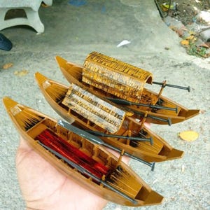 Aquarium decor, Floating boat