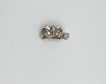 Ladies 6 Band Puzzle Ring with a Skull with Ruby Eyes atop Crossed Bones, Style  6NSX-Ru