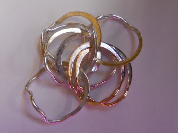 Ladies Style 8WB 8 band Puzzle Ring With 2 Bands in Gold and 6