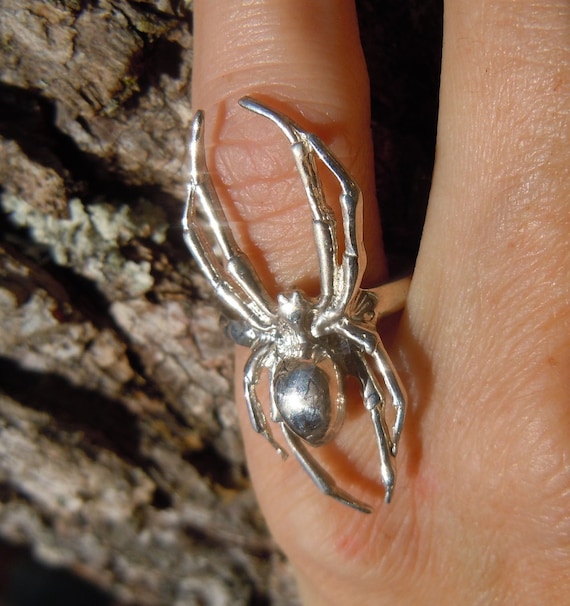 Silver spider hotsell ring