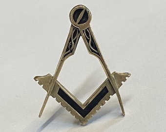 Large Brass Masonic Compass and Square Pin