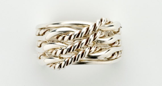 Band Ladies Chain Puzzle Ring With Twisted Wires in 7CHTW3A