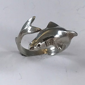 Shark Ring