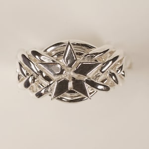 Ladies Sterling, Gold or Platinum Six Band Puzzle Ring with a Star, Style 6Star