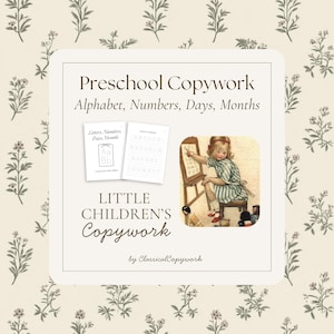 以下が含まれることがあります： Preschool Copywork, Alphabet, Numbers, Days, MonthsおよびLittle Children's Copywork by ClassicalCopyworkと題されたデジタル教育リソース。2冊の白い小冊子と、黒板の前にいる子供のイラストが表示されています。