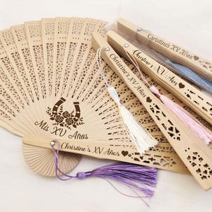 Quinceañera Wooden Fans Custom Party Fan Favor for Mis Quince Bulk Quinceañera Gift for Guests Personalized Engraved Hand Fans Sweet 16 Gift