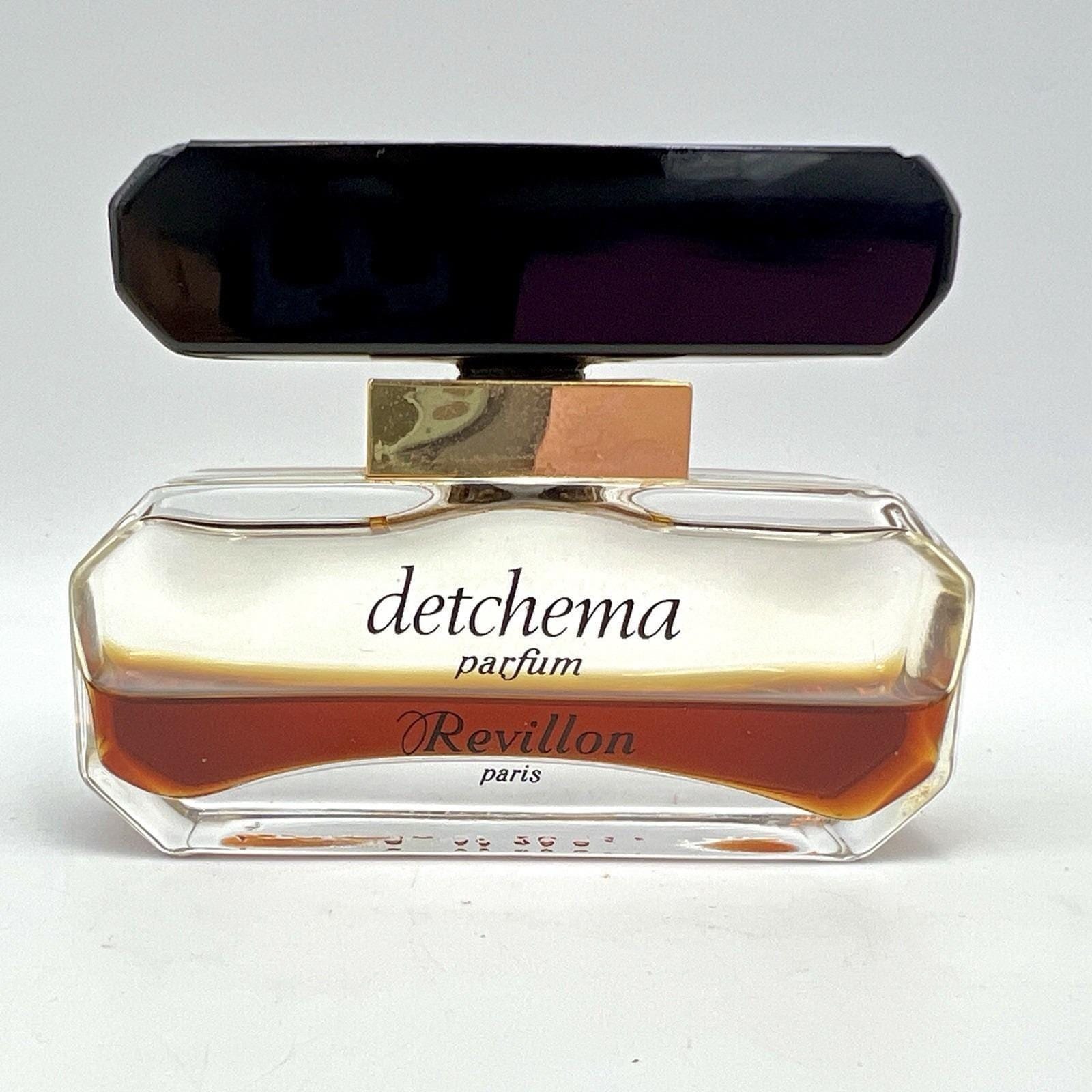 Detchema Revillon - Etsy