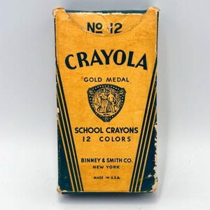 Vintage Crayola No. 12 School Crayons Binney & Smith Co. Gold Medal