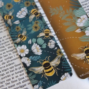 BUMBLEBEE Bookmark Illustrated Insect lover Book lover Bookmark with tassel  Present for reader  Illustration Green bookmark