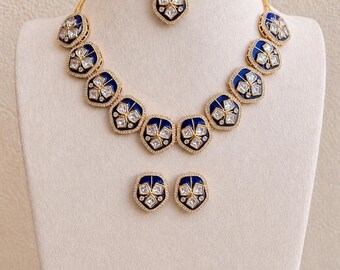 Set di collana Meenakari Kundan blu: gioielli da sposa indiani Polki, set etnico in oro di grande effetto.