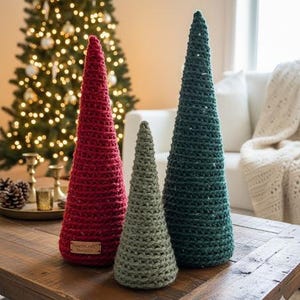 Crochet Christmas Tree Pattern | 3 Sizes Holiday Decor (PDF)