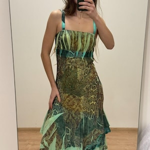 green emerald velvet dress BCBG Max Azria Green Floral SIlk Midi Dress