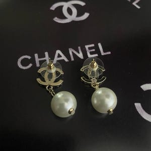 Chanel Gold Pearl Dangle Drop Earrings