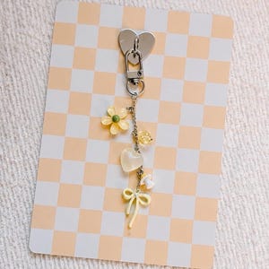 Kindle Charm Chain | E-Reader Accessory Bundle, Phone Charm