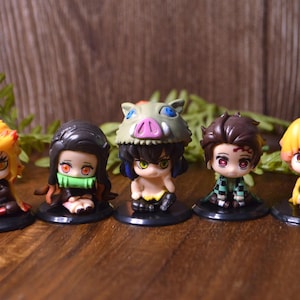 Demon Anime Slayer Mini Figuren | Anime Kunststoffständer | Chibi Style Sammlerstücke | Anime Geschenk | Schreibtisch Dekor | Fan Merch | Karikatur