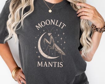 Praying Mantis Shirt Mantis Shirt Mantis Praying Mantis Insect Shirt Crescent Moon Goblincore Shirt Cottage Core Clothes Entomology Shirt