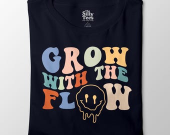 Trippy Smile Gesicht T-Shirt: Retro Grafik T-Shirt