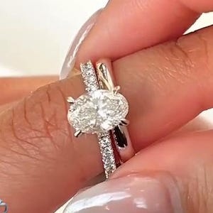 2 CT Oval Moissanite Engagement Ring Set: 14K Solid Gold Bridal Jewelry