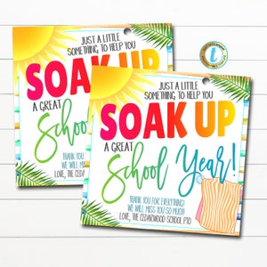 Strandhanddoek Cadeaukaartje, School pto pta Iets om van een geweldig jaar te genieten Strandthema Leraar Waardering Einde Schooljaar Bewerkbare sjabloon