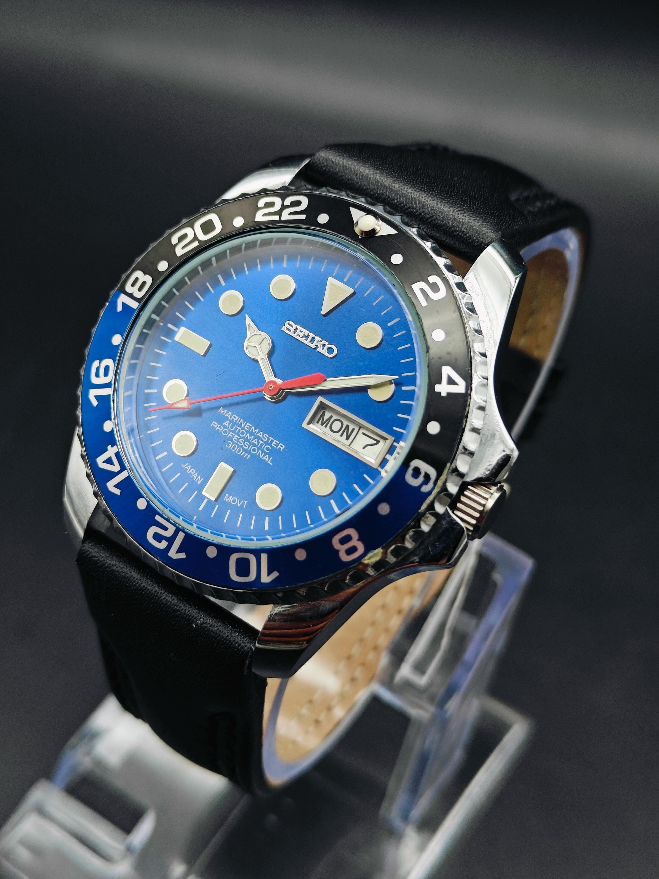 Vintage Seiko 5 Automatic Men's Wrist Watch Day Date-Gift For Dad,-Gift For Him, Ref-6309-Retro Blue men’s automatic watch