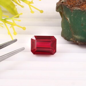 Mozambique Ruby, Blood Red Emerald Cut Gemstone (15.80 Carat)